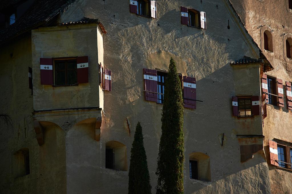 Schloss Englar Appiano Sulla Strada Del Vino Zewnętrze zdjęcie